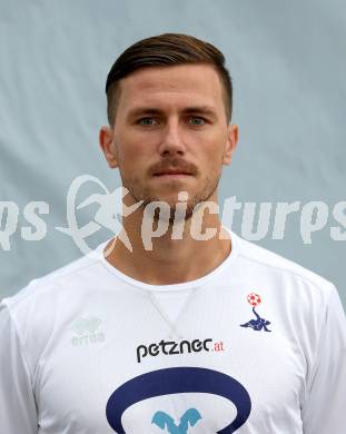 Fussball. Kaerntner Liga. SAK. Mannschaftsfototermin. Darjan Aleksic. Klagenfurt, 28.8.2017.
Foto: Kuess
---
pressefotos, pressefotografie, kuess, qs, qspictures, sport, bild, bilder, bilddatenbank