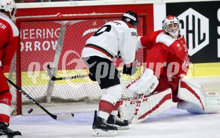Eishockey CHL. Champions Hockey League. KAC gegen Froelunda. David Madlehner, (KAC),  Joel Lundqvist (Froelunda). Klagenfurt, am 31.8.2017.
Foto: Kuess

---
pressefotos, pressefotografie, kuess, qs, qspictures, sport, bild, bilder, bilddatenbank
