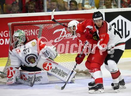 Eishockey CHL. Champions Hockey League. KAC gegen Froelunda. Jonathan Rheault, (KAC), Johan Gustafsson, Mattias Norstebo (Froelunda). Klagenfurt, am 31.8.2017.
Foto: Kuess

---
pressefotos, pressefotografie, kuess, qs, qspictures, sport, bild, bilder, bilddatenbank