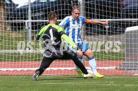 Fussball. 2. KLasse C. VSV gegen Draschitz. Alexander Lessnigg (VSV), Dominik Andreas Branz (Draschitz). Villach, am 27.8.2017.
Foto: Kuess
---
pressefotos, pressefotografie, kuess, qs, qspictures, sport, bild, bilder, bilddatenbank