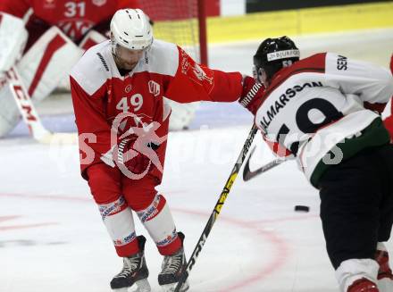 Eishockey CHL. Champions Hockey League. KAC gegen Froelunda. Richard Regier, (KAC),  Simon Hjalmarsson (Froelunda). Klagenfurt, am 31.8.2017.
Foto: Kuess

---
pressefotos, pressefotografie, kuess, qs, qspictures, sport, bild, bilder, bilddatenbank