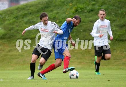 Fussball 1. Klasse A. Gmuend gegen Oberlienz. Peter Wettengl, (Gmuend),  Christian Gander (Oberlienz). Gmuend, am 2.9.2017.
Foto: Kuess
---
pressefotos, pressefotografie, kuess, qs, qspictures, sport, bild, bilder, bilddatenbank