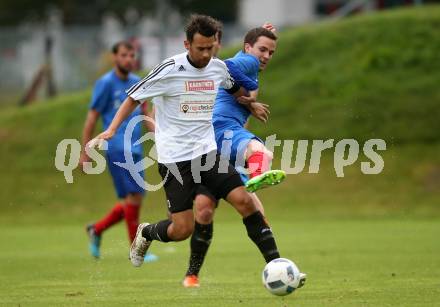 Fussball 1. Klasse A. Gmuend gegen Oberlienz. Michael Siller, (Gmuend),  Martin Walter  (Oberlienz). Gmuend, am 2.9.2017.
Foto: Kuess
---
pressefotos, pressefotografie, kuess, qs, qspictures, sport, bild, bilder, bilddatenbank
