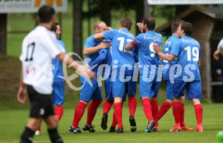 Fussball 1. Klasse A. Gmuend gegen Oberlienz. Torjubel Oberlienz. Gmuend, am 2.9.2017.
Foto: Kuess
---
pressefotos, pressefotografie, kuess, qs, qspictures, sport, bild, bilder, bilddatenbank