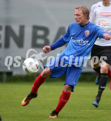 Fussball 1. Klasse A. Gmuend gegen Oberlienz. Niklas Oberhauser (Oberlienz). Gmuend, am 2.9.2017.
Foto: Kuess
---
pressefotos, pressefotografie, kuess, qs, qspictures, sport, bild, bilder, bilddatenbank