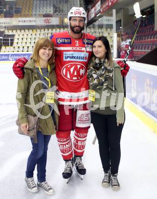 EBEL. Eishockey Bundesliga. KAC gegen Graz 99ers. Antenne Fans, David Joseph Fischer (KAC). Klagenfurt, am 08.9.2017.
Foto: Kuess

---
pressefotos, pressefotografie, kuess, qs, qspictures, sport, bild, bilder, bilddatenbank