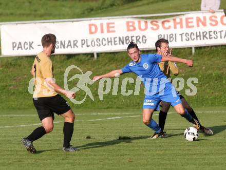 Fussball. Kaerntner Liga. Koettmannsdorf gegen ASV. Fabian Janschitz, Stephan Borovnik (Koettmannsdorf),  Philipp Matthias Gaggl (ASV). Koettmannsdorf, 9.9.2017.
Foto: Kuess
---
pressefotos, pressefotografie, kuess, qs, qspictures, sport, bild, bilder, bilddatenbank