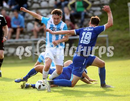 Fussball. 1. Klasse A. Hermagor gegen Kirchbach. Benjamin Groschacher (Hermagor), Julian Georg Jenul (Kirchbach). Hermagor, 9.9.2017.
Foto: Kuess
---
pressefotos, pressefotografie, kuess, qs, qspictures, sport, bild, bilder, bilddatenbank