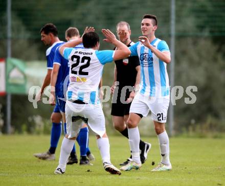 Fussball. 1. Klasse A. Hermagor gegen Kirchbach. Torjubel Hannes Zobernig, Nikola Vidovic  (Kirchbach). Hermagor, 9.9.2017.
Foto: Kuess
---
pressefotos, pressefotografie, kuess, qs, qspictures, sport, bild, bilder, bilddatenbank