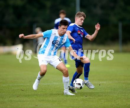 Fussball. 1. Klasse A. Hermagor gegen Kirchbach. Jan Logar (Hermagor), Tobias Hohenwarter (Kirchbach). Hermagor, 9.9.2017.
Foto: Kuess
---
pressefotos, pressefotografie, kuess, qs, qspictures, sport, bild, bilder, bilddatenbank