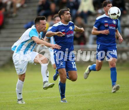 Fussball. 1. Klasse A. Hermagor gegen Kirchbach, Luka Kovacic (Hermagor),  Vladan Petrovic (Kirchbach), Hermagor, 9.9.2017.
Foto: Kuess
---
pressefotos, pressefotografie, kuess, qs, qspictures, sport, bild, bilder, bilddatenbank