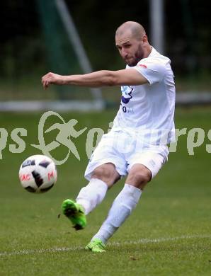 Fussball Kaerntner Liga. KAC 1909 gegen SAK. Christian Dlopst (SAK). Klagenfurt, am 16.9.2017.
Foto: Kuess
---
pressefotos, pressefotografie, kuess, qs, qspictures, sport, bild, bilder, bilddatenbank