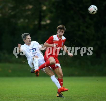 Fussball Kaerntner Liga. KAC 1909 gegen SAK. Patrick Legner, (KAC), Thomas Riedl  (SAK). Klagenfurt, am 16.9.2017.
Foto: Kuess
---
pressefotos, pressefotografie, kuess, qs, qspictures, sport, bild, bilder, bilddatenbank