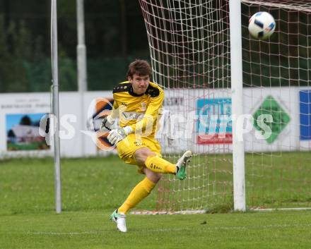 Fussball. Kaerntner Liga. ATUS Ferlach gegen ATSV Wolfsberg. Max Friesacher (ATSV Wolfsberg). Ferlach, 16.9.2017.
Foto: Kuess
---
pressefotos, pressefotografie, kuess, qs, qspictures, sport, bild, bilder, bilddatenbank