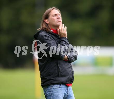 Fussball. Kaerntner Liga. ATUS Ferlach gegen ATSV Wolfsberg. Trainer 	Richard Huber (ATSV Wolfsberg). Ferlach, 16.9.2017.
Foto: Kuess
---
pressefotos, pressefotografie, kuess, qs, qspictures, sport, bild, bilder, bilddatenbank