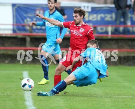 Fussball. Kaerntner Liga. ATUS Ferlach gegen ATSV Wolfsberg. Jakob Orgonyi (ATUS Ferlach), Thomas Heine (ATSV Wolfsberg). Ferlach, 16.9.2017.
Foto: Kuess
---
pressefotos, pressefotografie, kuess, qs, qspictures, sport, bild, bilder, bilddatenbank