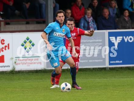 Fussball. Kaerntner Liga. ATUS Ferlach gegen ATSV Wolfsberg. Dominik Mak (ATUS Ferlach), Rene Pascal Seebacher (ATSV Wolfsberg). Ferlach, 16.9.2017.
Foto: Kuess
---
pressefotos, pressefotografie, kuess, qs, qspictures, sport, bild, bilder, bilddatenbank