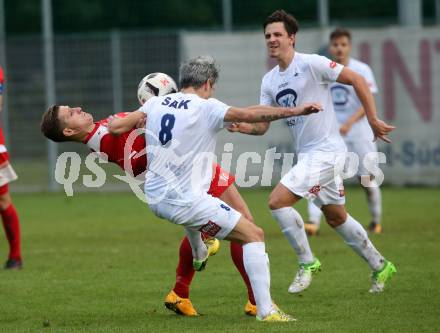 Fussball Kaerntner Liga. KAC 1909 gegen SAK. Robert Matic, (KAC), Thomas Riedl  (SAK). Klagenfurt, am 16.9.2017.
Foto: Kuess
---
pressefotos, pressefotografie, kuess, qs, qspictures, sport, bild, bilder, bilddatenbank