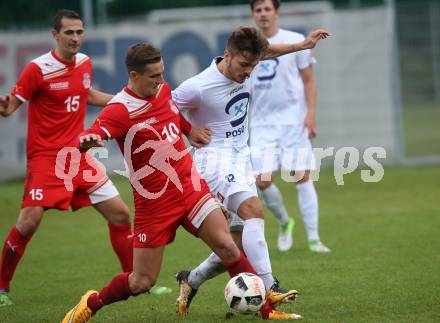 Fussball Kaerntner Liga. KAC 1909 gegen SAK. Robert Matic, (KAC), Amer Krcic  (SAK). Klagenfurt, am 16.9.2017.
Foto: Kuess
---
pressefotos, pressefotografie, kuess, qs, qspictures, sport, bild, bilder, bilddatenbank