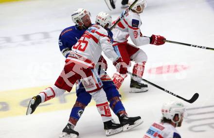 EBEL. Eishockey Bundesliga. EC VSV gegen KAC. Andrew Sarauer,  (VSV), Mitja Robar (KAC). Villach, am 19.9.2017.
Foto: Kuess 


---
pressefotos, pressefotografie, kuess, qs, qspictures, sport, bild, bilder, bilddatenbank