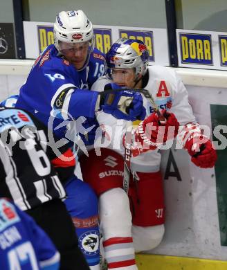 EBEL. Eishockey Bundesliga. EC VSV gegen EC Red Bull Salzburg. Stefan Bacher,  (VSV), Ryan Duncan (Salzburg). Villach, am 21.9.2017.
Foto: Kuess 


---
pressefotos, pressefotografie, kuess, qs, qspictures, sport, bild, bilder, bilddatenbank