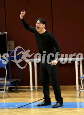 Basketball 2. Bundesliga. Grunddurchgang. 1. Runde. KOS Celovec gegen Woerthersee Piraten. Trainer Andreas Kuttnig (Piraten). Klagenfurt, am 23.9.2017.
Foto: Kuess
---
pressefotos, pressefotografie, kuess, qs, qspictures, sport, bild, bilder, bilddatenbank