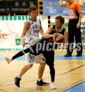 Basketball 2. Bundesliga. Grunddurchgang. 1. Runde. KOS Celovec gegen Woerthersee Piraten. Andi Smrtnik,  (KOS), Alexander Della Schiava (Piraten). Klagenfurt, am 23.9.2017.
Foto: Kuess
---
pressefotos, pressefotografie, kuess, qs, qspictures, sport, bild, bilder, bilddatenbank