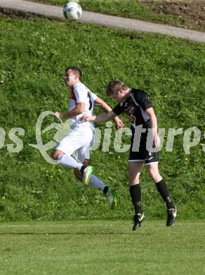 Fussball. Kaerntner Liga. Maria Saal  gegen Gmuend. Christopher Wadl (Maria Saal), Fabian Hoi (Gmuend). Maria Saal, 23.9.2017.
Foto: Kuess
---
pressefotos, pressefotografie, kuess, qs, qspictures, sport, bild, bilder, bilddatenbank