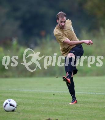 Fussball. Kaerntner Liga. Koettmannsdorf gegen KAC 1909. Christian Schimmel (Koettmannsdorf). Koettmannsdorf, 24.9.2017.
Foto: Kuess
---
pressefotos, pressefotografie, kuess, qs, qspictures, sport, bild, bilder, bilddatenbank