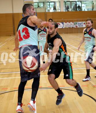 Basketball 2. Bundesliga. Grunddurchgang. 1. Runde. Villach Raiders gegen Basket Flames. Ales Primc,  (Villach), Dominik Alturban (Basket Flames). Villach, am 24.9.2017.
Foto: Kuess
---
pressefotos, pressefotografie, kuess, qs, qspictures, sport, bild, bilder, bilddatenbank