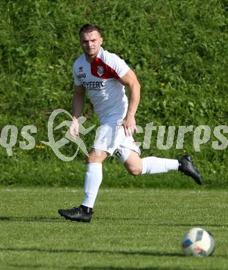 Fussball. Kaerntner Liga. Maria Saal  gegen Gmuend. Zoran Jorgic (Maria Saal). Maria Saal, 23.9.2017.
Foto: Kuess
---
pressefotos, pressefotografie, kuess, qs, qspictures, sport, bild, bilder, bilddatenbank