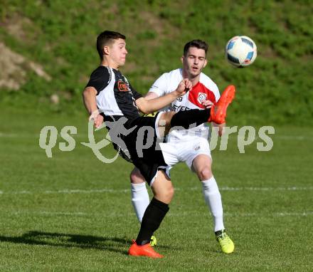 Fussball. Kaerntner Liga. Maria Saal  gegen Gmuend. Sebastian Kaiser (Maria Saal), Philipp Straganz (Gmuend). Maria Saal, 23.9.2017.
Foto: Kuess
---
pressefotos, pressefotografie, kuess, qs, qspictures, sport, bild, bilder, bilddatenbank