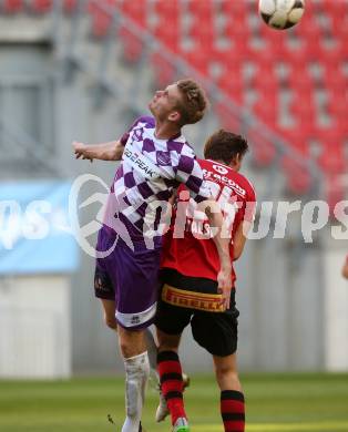 Fussball. Regionalliga. SK Austria Klagenfurt gegen SC Copacabana Kalsdorf. Thomas Hirschhofer (Austria Klagenfurt), Pascal Michael Zisser (Kalsdorf). Klagenfurt, 23.9.2017.
Foto: Kuess
---
pressefotos, pressefotografie, kuess, qs, qspictures, sport, bild, bilder, bilddatenbank
