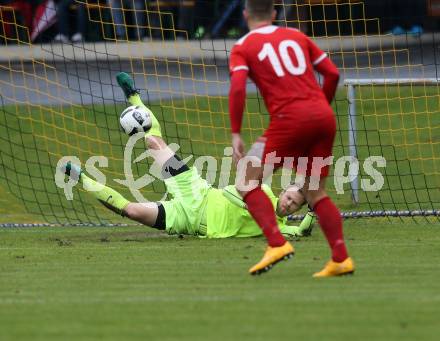 Fussball. Kaerntner Liga. Koettmannsdorf gegen KAC 1909. Markus Glaenzer (Koettmannsdorf), Robert Matic (KAC). Koettmannsdorf, 24.9.2017.
Foto: Kuess
---
pressefotos, pressefotografie, kuess, qs, qspictures, sport, bild, bilder, bilddatenbank