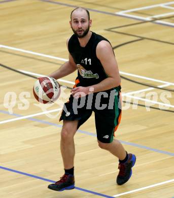 Basketball 2. Bundesliga. Grunddurchgang. 1. Runde. Villach Raiders gegen Basket Flames. Tobias Stadelmann (Basket Flames). Villach, am 24.9.2017.
Foto: Kuess
---
pressefotos, pressefotografie, kuess, qs, qspictures, sport, bild, bilder, bilddatenbank