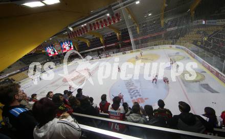 EBEL. Eishockey Bundesliga. KAC gegen 	EHC Liwest Black Wings Linz. Stadthalle Klagenfurt. Klagenfurt, am 28.9.2017.
Foto: Kuess

---
pressefotos, pressefotografie, kuess, qs, qspictures, sport, bild, bilder, bilddatenbank