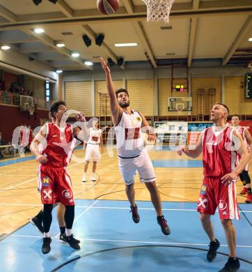 Basketball 2. Bundesliga. Grunddurchgang. 2. Runde. Woerthersee Piraten gegen St. Poelten Dragons. Daniel Gspandl (Piraten), Veljko Gasic, Andreas Bauch (St. Poelten Dragons). Klagenfurt, am 30.9.2017.
Foto: Kuess
---
pressefotos, pressefotografie, kuess, qs, qspictures, sport, bild, bilder, bilddatenbank