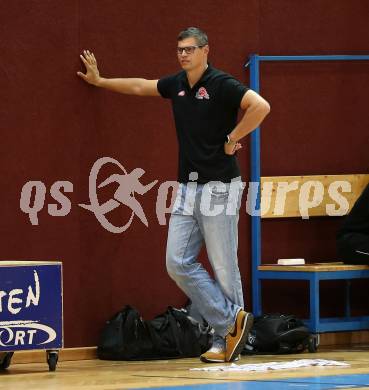 Basketball 2. Bundesliga. Grunddurchgang. 2. Runde. Woerthersee Piraten gegen St. Poelten Dragons. Trainer Andreas Worenz (St. Poelten). Klagenfurt, am 30.9.2017.
Foto: Kuess
---
pressefotos, pressefotografie, kuess, qs, qspictures, sport, bild, bilder, bilddatenbank