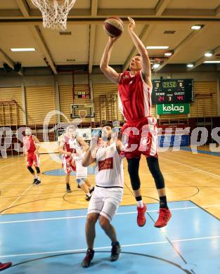 Basketball 2. Bundesliga. Grunddurchgang. 2. Runde. Woerthersee Piraten gegen St. Poelten Dragons. Daniel Gspandl, (Piraten), Martin Speiser (St. Poelten). Klagenfurt, am 30.9.2017.
Foto: Kuess
---
pressefotos, pressefotografie, kuess, qs, qspictures, sport, bild, bilder, bilddatenbank