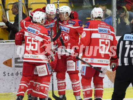 EBEL. Eishockey Bundesliga. KAC gegen 	HC TWK Innsbruck. Torjubel Thomas Hundertpfund, Johannes Bischofberger, Mitja Robar, Marco Brucker, Christoph Duller (KAC). Klagenfurt, am 1.10.2017.
Foto: Kuess

---
pressefotos, pressefotografie, kuess, qs, qspictures, sport, bild, bilder, bilddatenbank