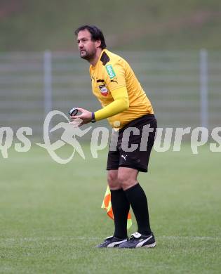 Fussball. Kaerntner Liga. Kraig gegen Feldkirchen. Schiedsrichter Michael Moser. Kraig, 30.9.2017.
Foto: Kuess
---
pressefotos, pressefotografie, kuess, qs, qspictures, sport, bild, bilder, bilddatenbank