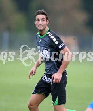 Fussball. Kaerntner Liga. Kraig gegen Feldkirchen. Sebastian Hertelt  (Feldkirchen), Kraig, 30.9.2017.
Foto: Kuess
---
pressefotos, pressefotografie, kuess, qs, qspictures, sport, bild, bilder, bilddatenbank