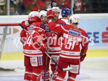 EBEL. Eishockey Bundesliga. KAC gegen 	HC TWK Innsbruck. Torjubel Jamie Lundmark, Thomas Koch, Stefan Geier, Kevin Kapstad (KAC). Klagenfurt, am 1.10.2017.
Foto: Kuess

---
pressefotos, pressefotografie, kuess, qs, qspictures, sport, bild, bilder, bilddatenbank