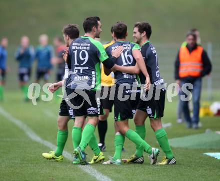 Fussball. Kaerntner Liga. Kraig gegen Feldkirchen. Torjubel Sebastian Hertelt (Feldkirchen), Kraig, 30.9.2017.
Foto: Kuess
---
pressefotos, pressefotografie, kuess, qs, qspictures, sport, bild, bilder, bilddatenbank