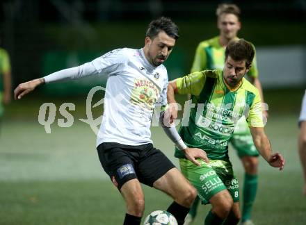 Fussball. Kaerntner Liga. Spittal gegen FC Lendorf. Dejan Kecanovic (Spittal), Florian Sixt (Lendorf). Spittal, 6.10.2017.
Foto: Kuess
---
pressefotos, pressefotografie, kuess, qs, qspictures, sport, bild, bilder, bilddatenbank