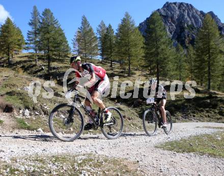 Bergduathlon. Kosiak Loewe. Sieger. Hans-Joerg Leopold. Feistritz im Rosental, 7.10.2017.
Foto: Kuess
---
pressefotos, pressefotografie, kuess, qs, qspictures, sport, bild, bilder, bilddatenbank
