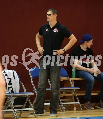 Basketball 2. Bundesliga. Grunddurchgang. 3. Runde. KOS Celovec gegen St. Poelten Dragons. Trainer Andreas Worenz (St. Poelten). Klagenfurt, am 7.10.2017.
Foto: Kuess
---
pressefotos, pressefotografie, kuess, qs, qspictures, sport, bild, bilder, bilddatenbank