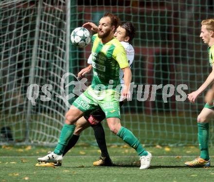 Fussball. Kaerntner Liga. Spittal gegen FC Lendorf. Dejan Kecanovic  (Spittal), Andreas Marco Allmayer (Lendorf). Spittal, 6.10.2017.
Foto: Kuess
---
pressefotos, pressefotografie, kuess, qs, qspictures, sport, bild, bilder, bilddatenbank