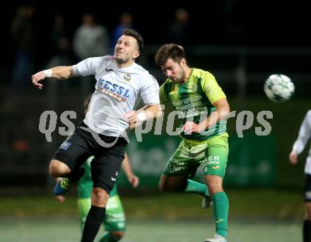 Fussball. Kaerntner Liga. Spittal gegen FC Lendorf. Arnes Besic (Spittal), Florian Sixt (Lendorf). Spittal, 6.10.2017.
Foto: Kuess
---
pressefotos, pressefotografie, kuess, qs, qspictures, sport, bild, bilder, bilddatenbank