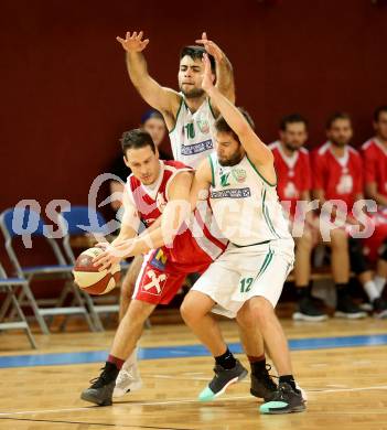 Basketball 2. Bundesliga. Grunddurchgang. 3. Runde. KOS Celovec gegen St. Poelten Dragons. Christian Erschen, Marin Sliskovic (KOS Celovec), Hannes Obermann (St. Poelten). Klagenfurt, am 7.10.2017.
Foto: Kuess
---
pressefotos, pressefotografie, kuess, qs, qspictures, sport, bild, bilder, bilddatenbank